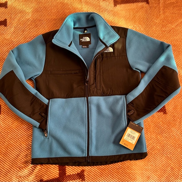 The North Face Jacket - New - Picture 3 of 3